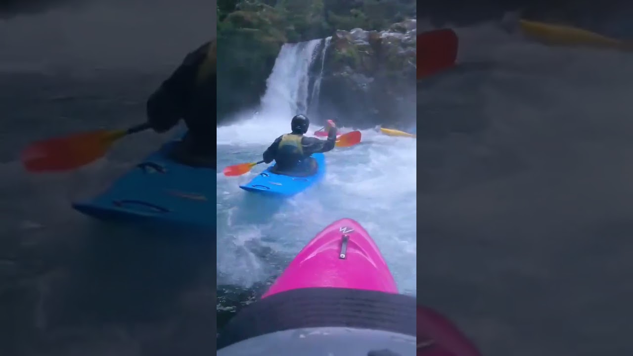 último Salto del río Palguin, sección alta. Pucon, Región de la Araucania, Chile.