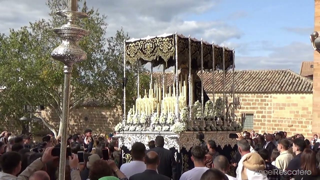 Salida Virgen de los Dolores | Semana Santa Linares 2022 @AngelRescatero