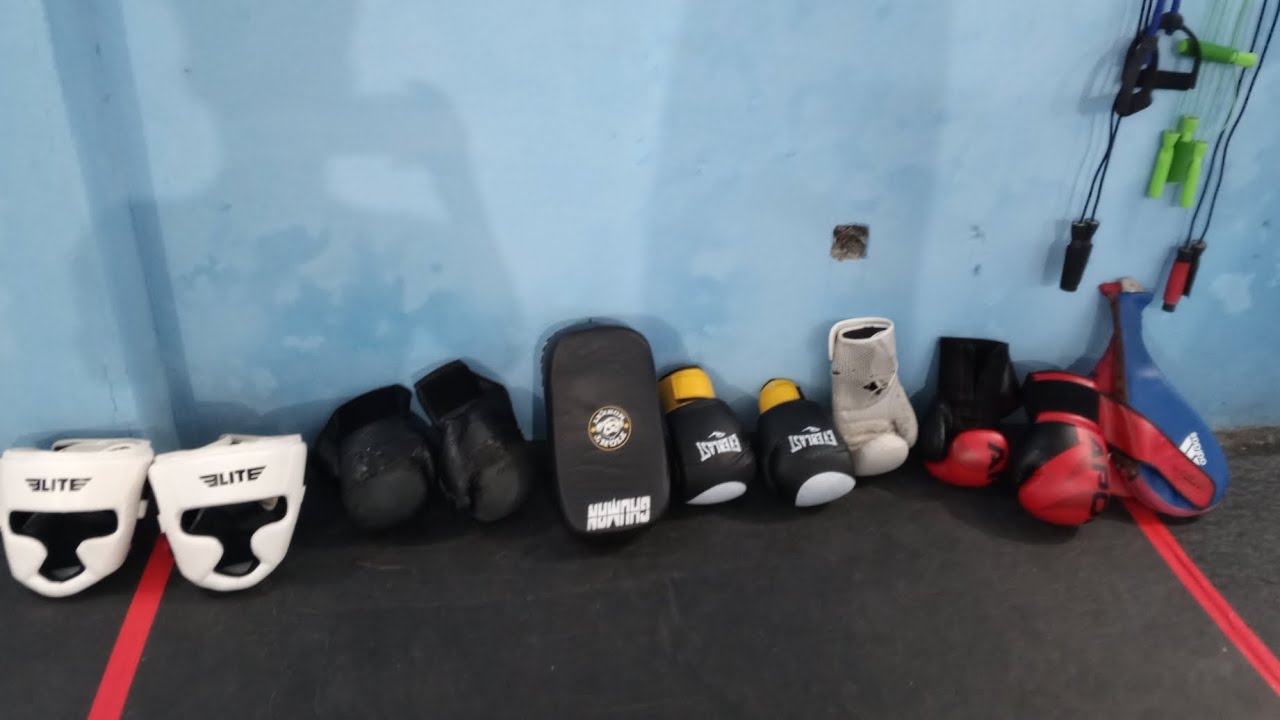 aaj Ham aapko batane wale Hain 🥊box mein kaun kaun 👑si chijen istemal