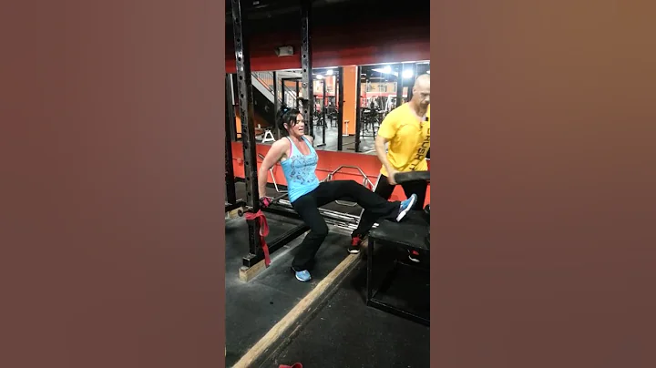 Traci Burton weighted bench dips