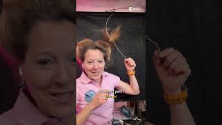 Static electricity in microgravity ⚡️ [French with English subtitles] @EuropeanSpaceAgency