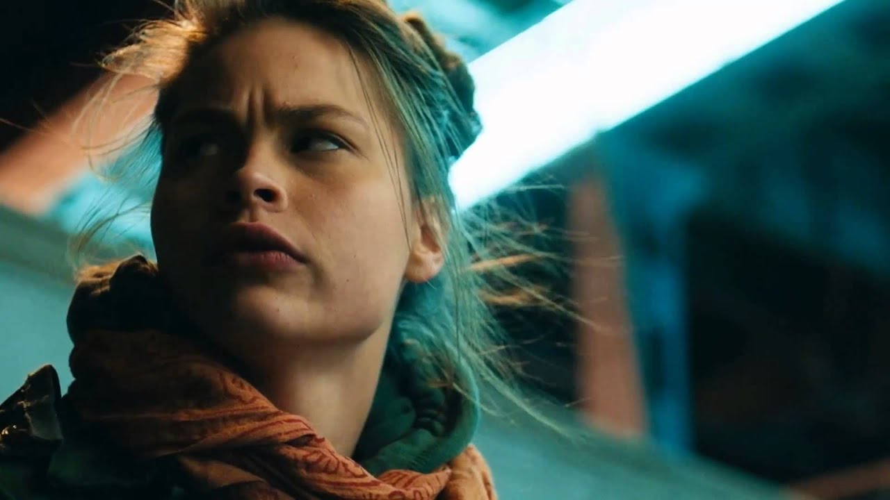 бирн роуз бирн шпионка. оливия уайлд. Extraction трейлер на русском. переводчик трейлер. эффект лазаря фильм 2015.