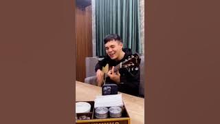 Тот самый казах на гитаре чистый лист 😍