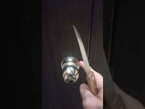 Как вскрыть дверь с замком Буян, если она защелкнулась. Способ с ножом