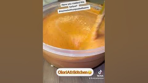 Moimoi made with unpeeled beans.