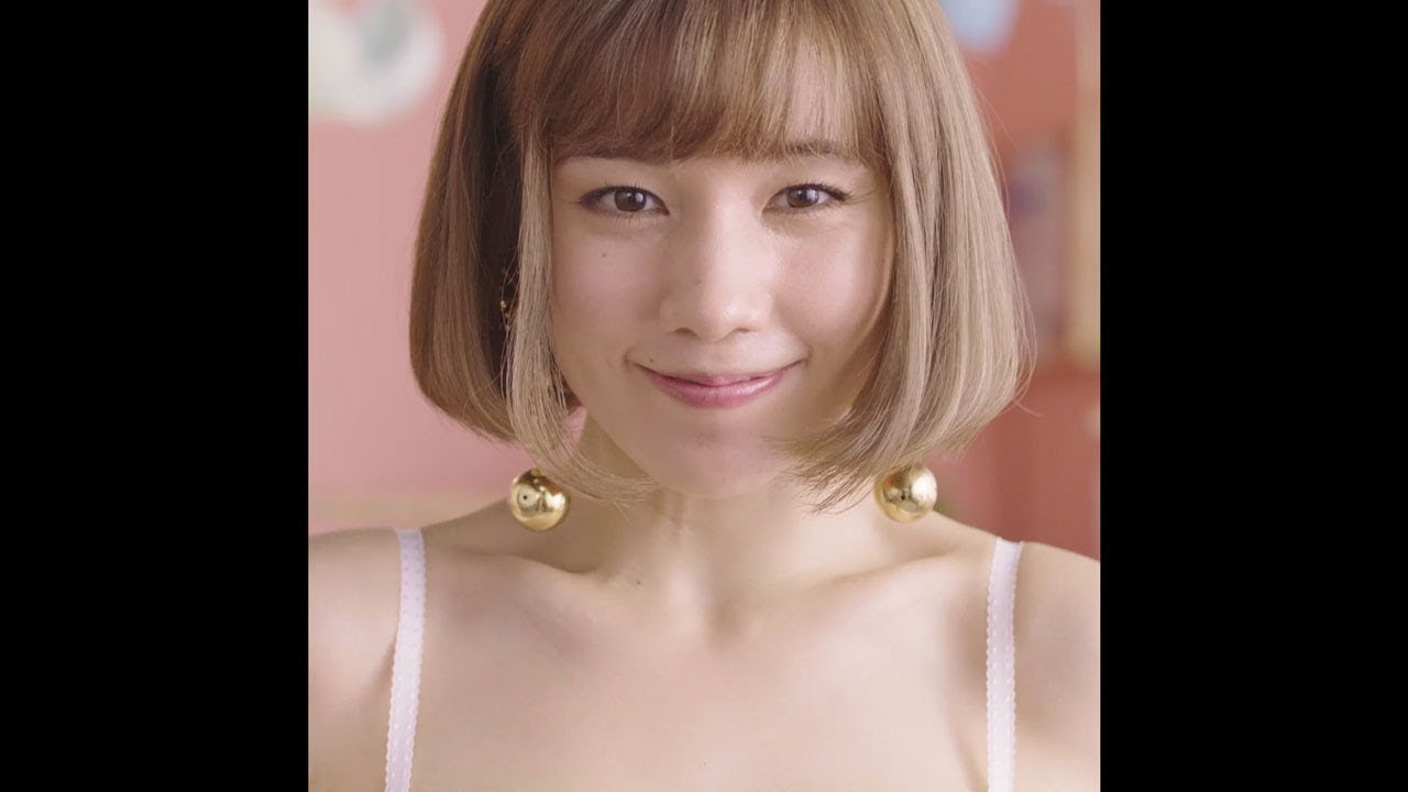 仲里依紗 ワコールcm の胸が小さくなった縮んだ カップは 仲里依紗 ワコールcm の胸が小さくなった縮んだ カップは