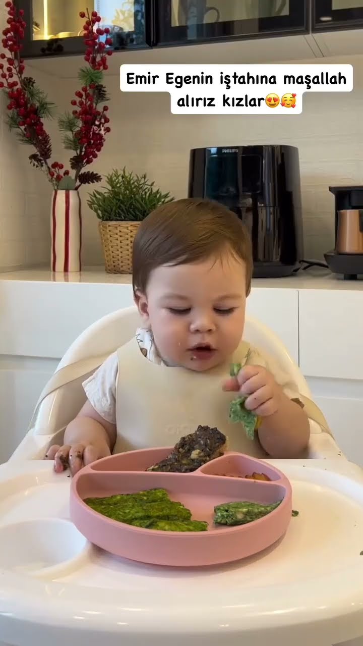 Emir Eğenin iştahına maşallah alırız kızlar ?