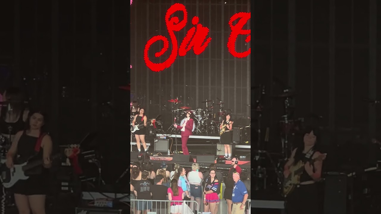 Sir Chloe Live Concert 2025