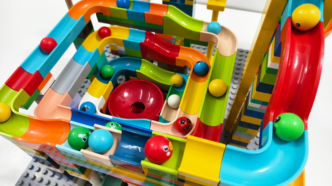 This Marble Run Spiral Went Completely Out of Control… and It’s So Satisfying