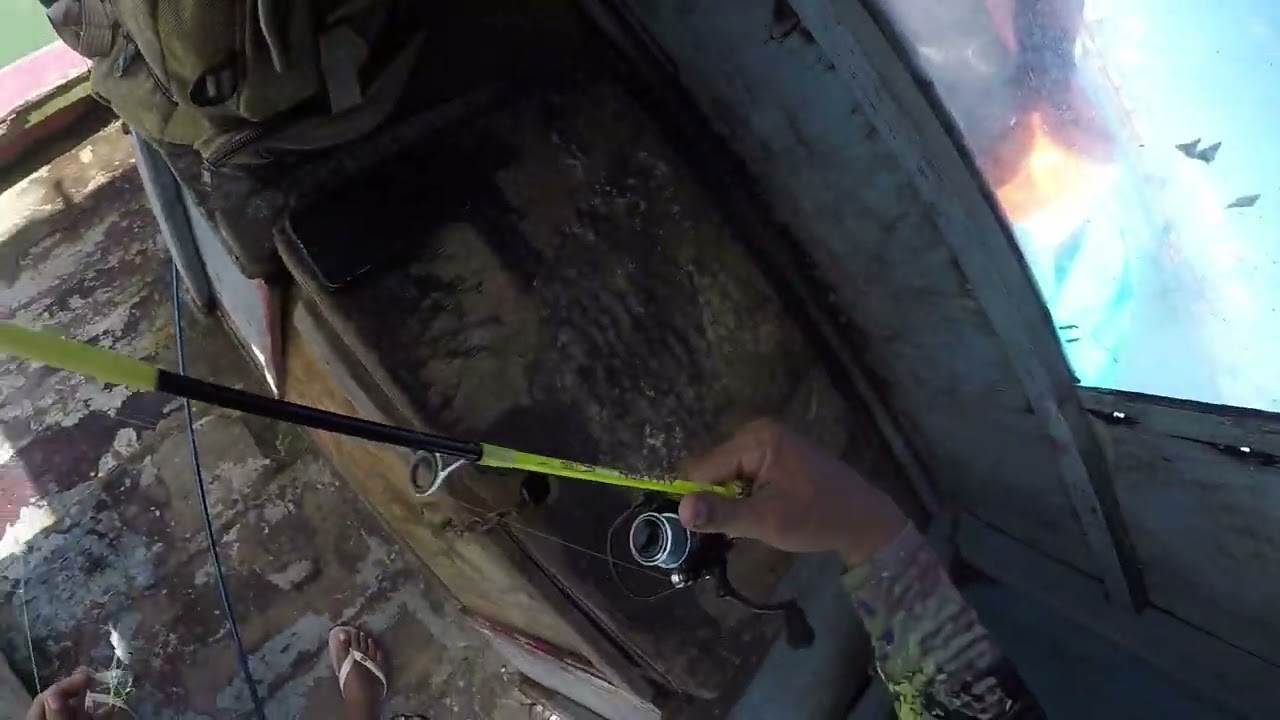 pescaria no cais do porto, meu amigo Rodrigo ainda pescou virtual kkkk