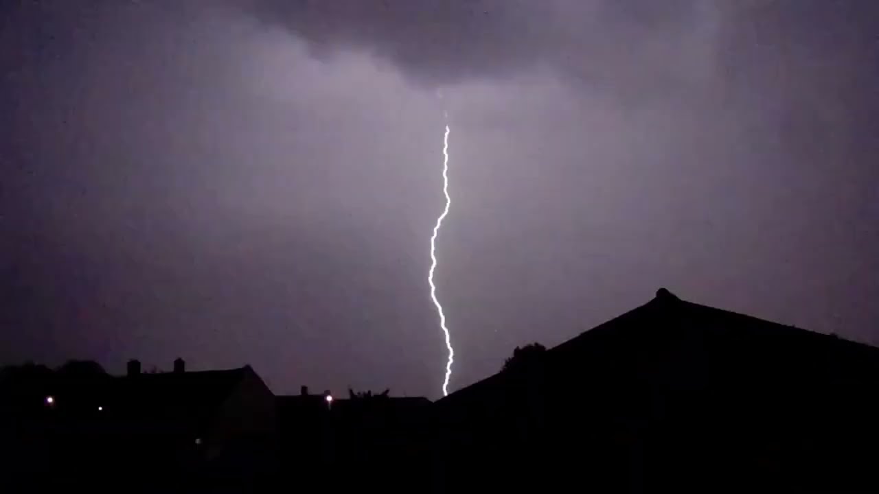 Strong UK Thunderstorms - 5 September 2022