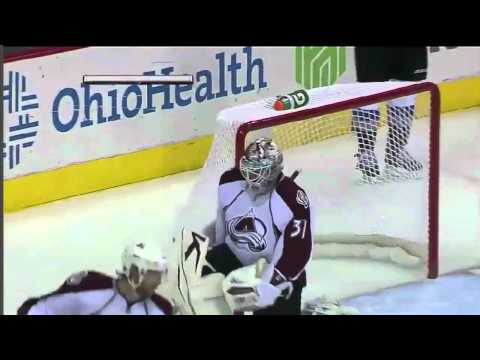 Rick Nash Fills the Empty Slot 2/11/11 [HD]