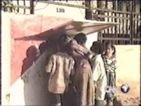How the hole in the wall started - YouTube