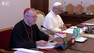Pope gathers heads of Vatican offices