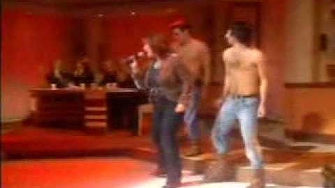 Coleen Nolan Singing "I