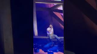 Sam Hunt “Water Under The Bridge” Grand Rapids, MI (full video in description)