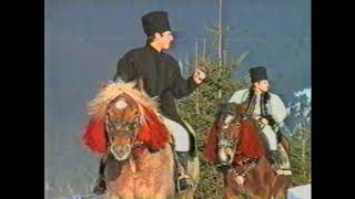 Winter in Bucovina - beautiful horses and ancient Christmas traditions