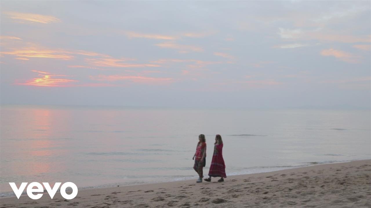 PUFFY - Datsu Dystopia