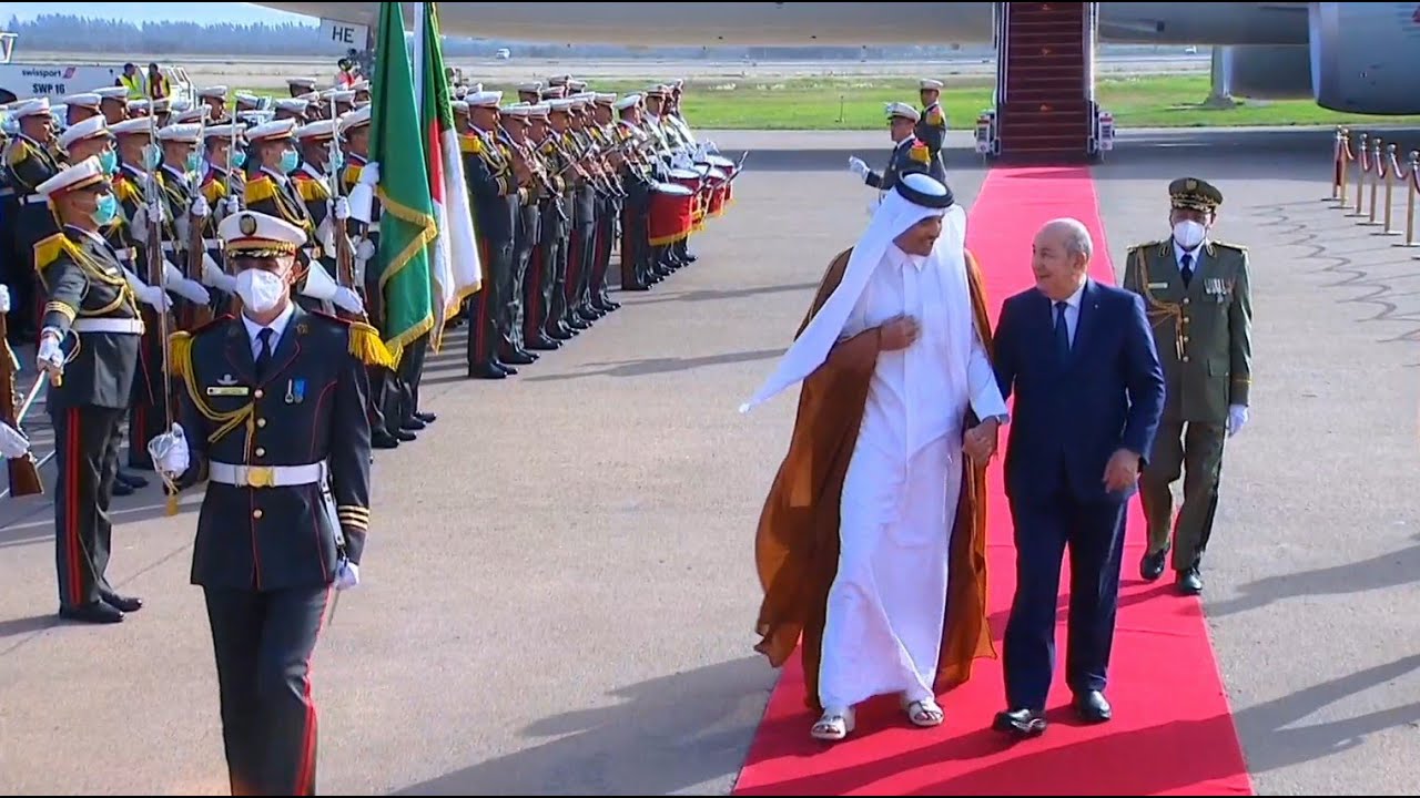 أمير دولة قطر الشيخ تميم بن حمد آل ثاني يصل إلى الجزائر للمشاركة في القمة العربية