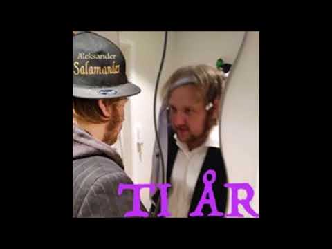 Aleksander Salamander - Intro Track.  1