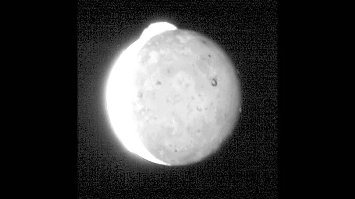 Jupiter Moon's Volcanic Plume Seen By Spacecraft | Video