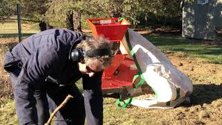 How to: DR400 Pro Chipper / Shredder - Tackles Most Wood 3 Inches and Smaller in Diameter screenshot 1
