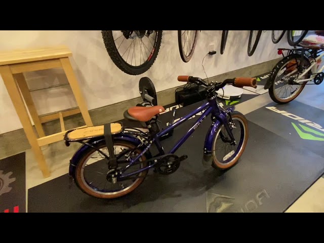 シュルツ 16インチ - YouTube