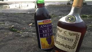 Happy- happy di pinggir pantai,.,.