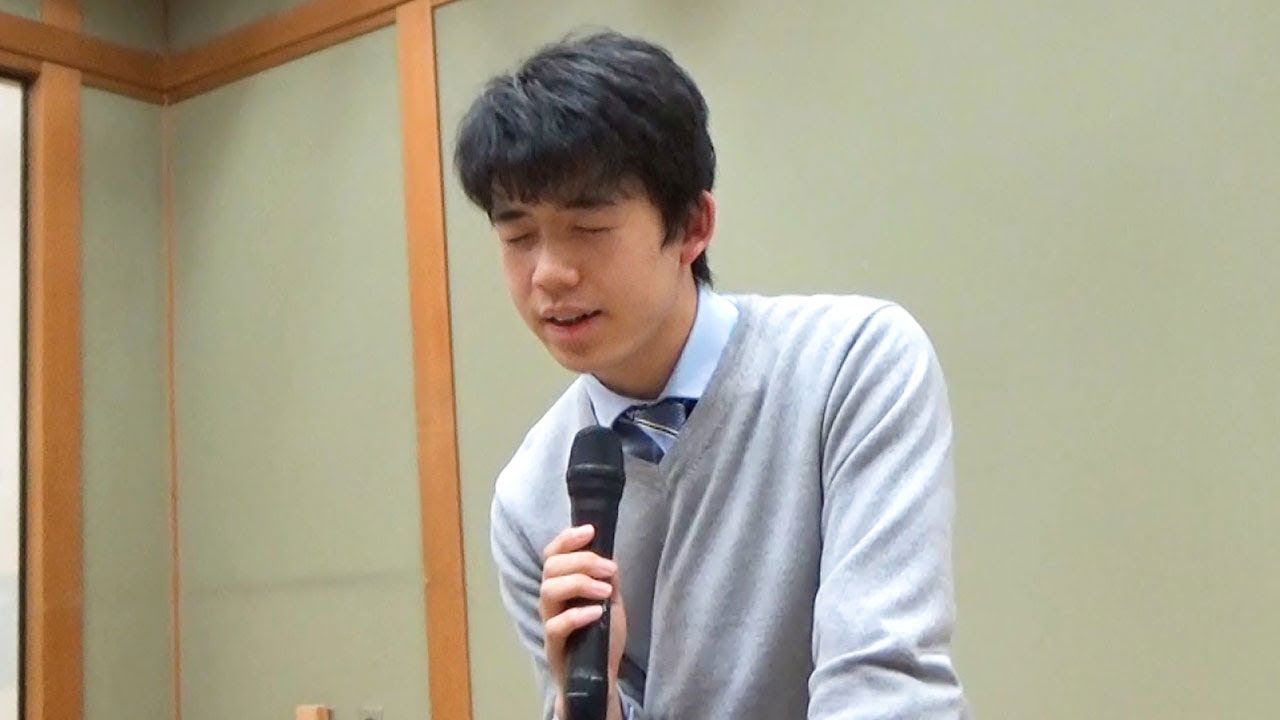 自身は昇級、藤井聡太七段は逃し…「師匠としては複雑」 - YouTube