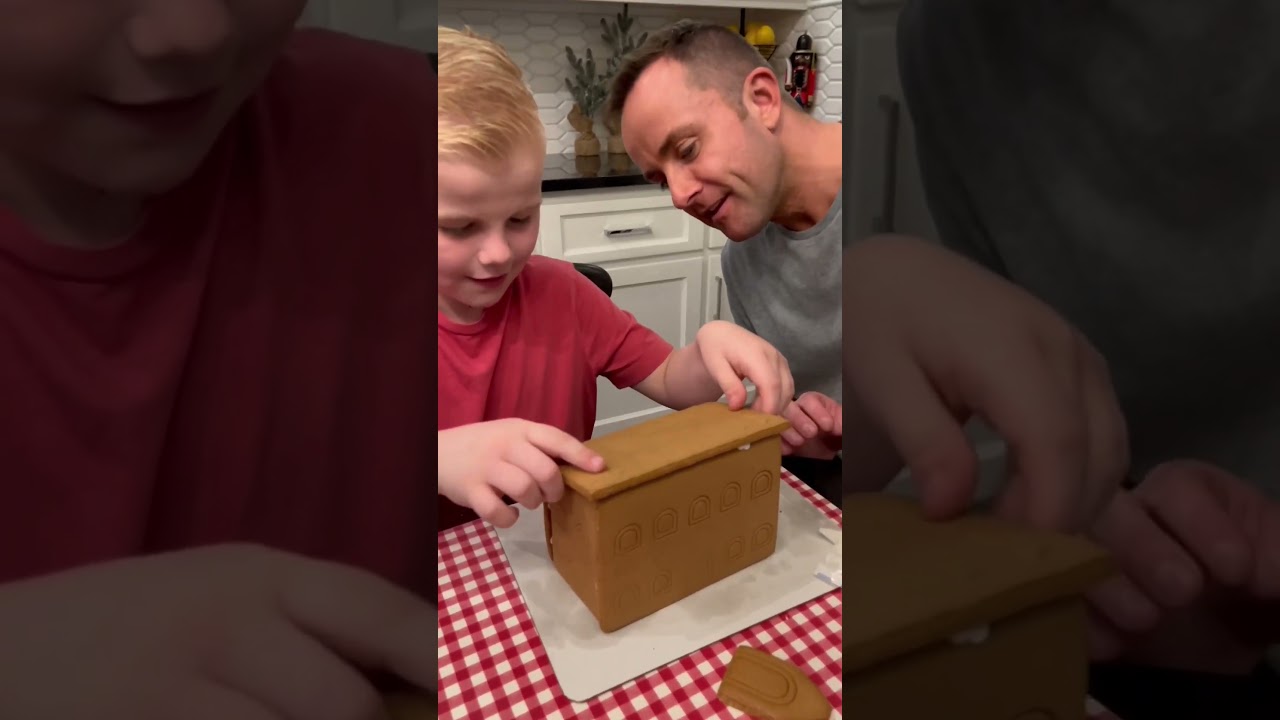 Let’s make some gingerbread houses! 