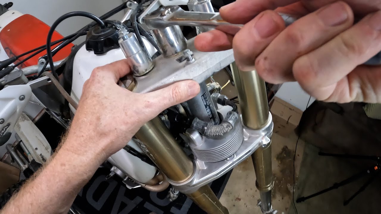 '99 XR400 gets UPGRADED USD forks