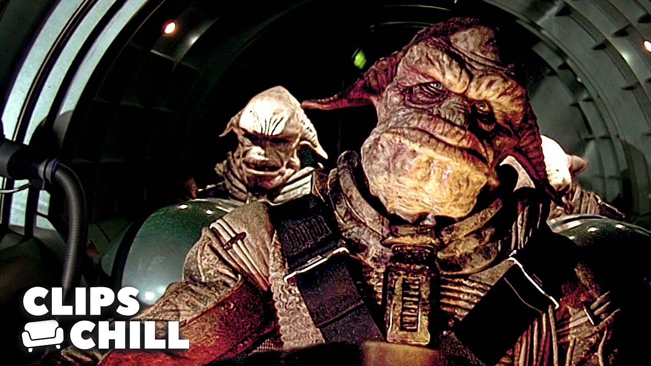 Die Mondoshawns werden angegriffen | Das fünfte Element (Bruce Willis)