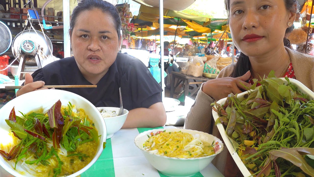 Nom Banhjok Samlor Khmer - $1 For A Bowl - Delicious Breakfast With Sister