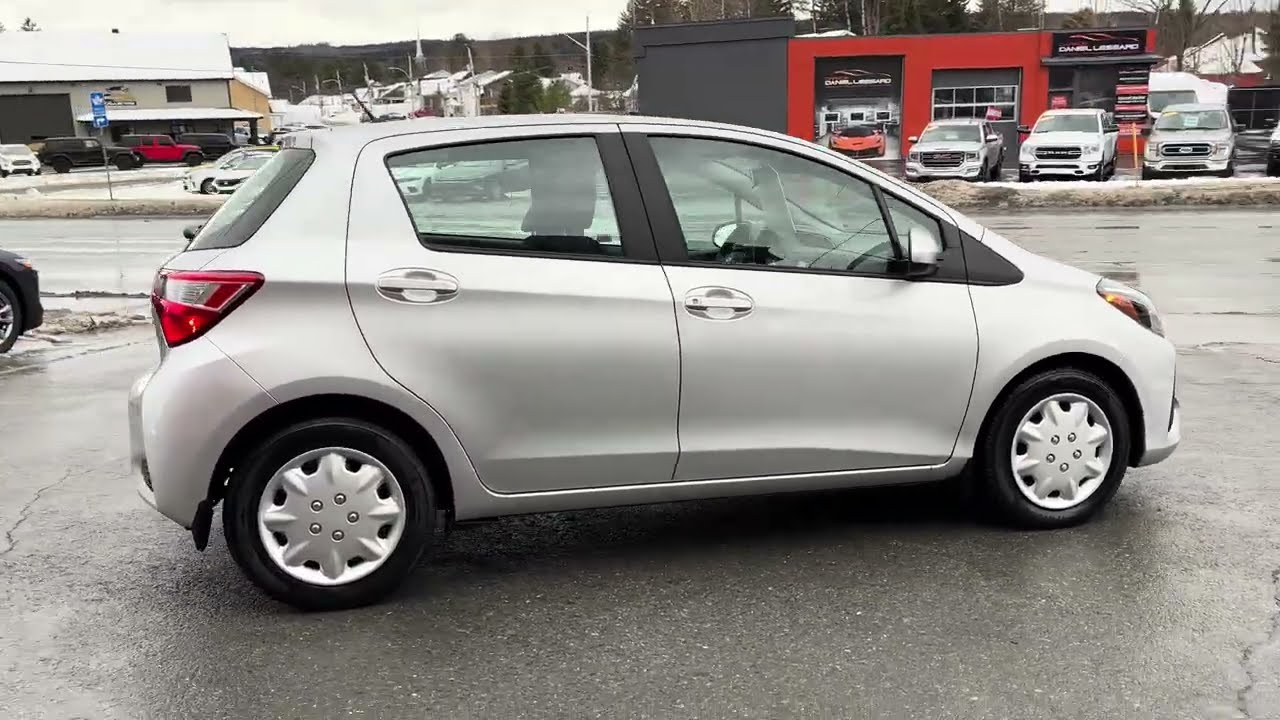 Toyota Yaris 2018 LE *** 15. 045 km ! *** clean title pas vga , 