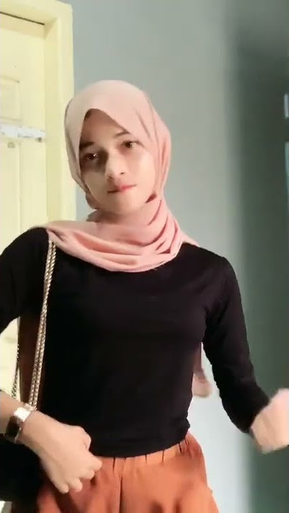 KATANYA PERCUMA CANTIK KALO OPEN BO