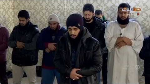 معاذ العيد يتلو آيات من سورة الحجرات - اليوم 55 | المجرة2