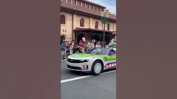 Woody And Buzz Lightyear Toy Story Pixar Parade Disney World Shorts 