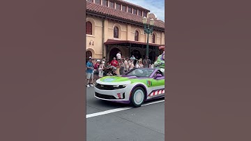 Thumbnail of Woody and Buzz Lightyear - Toy Story Pixar Parade | Disney World #shorts