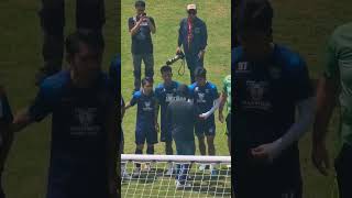 Pemain persib Dapat Serangan Fajar Dari bobotoh Usai Latihan persibbandung short