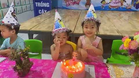 Đại Tiệc Buffetn Ở Trường Mầm Non Của Các Bé Toàn Món Ngon Các Bé Thích