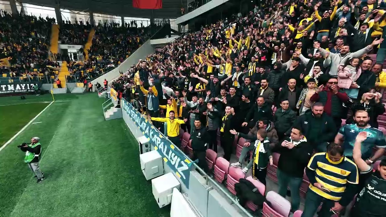 Eryaman Stadyumu’nun kapıları saat 17.30’da açılacaktır.💛💙 #MKEAnkaragücü #KenetlenAnkaragücü