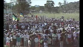 Mandela walking out of prison with Winnie