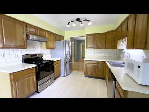 721 Brentwood Ct, Algonquin, IL home video tour