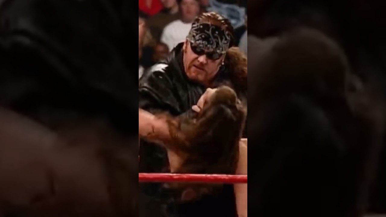 Stephanie & Undertaker Chokeslam #undertaker #wwe #stephaniemcmahon