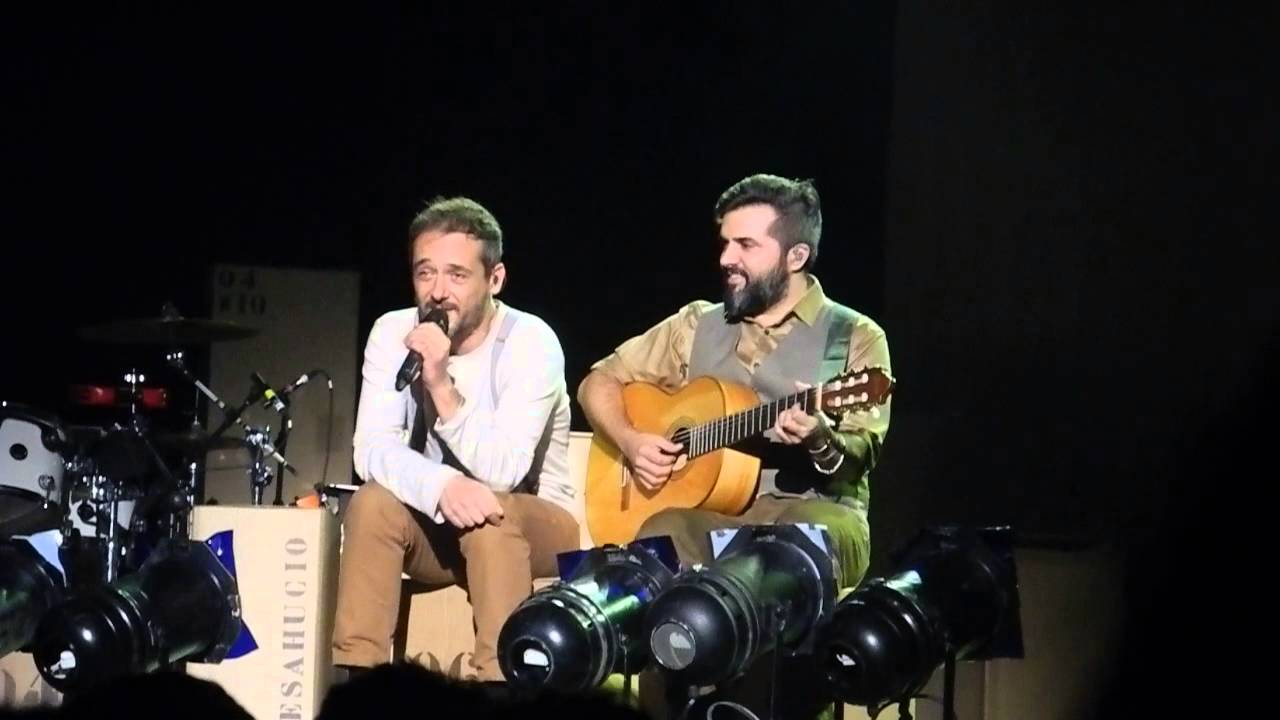 Love Of Lesbian - La niña imantada / Mi primera combustión - 2014-11-07 Madrid