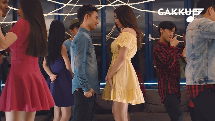 Түйсіктері бар томпақ қыздар