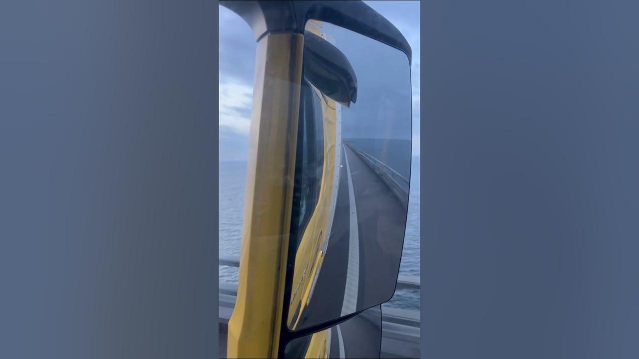Мостът Йоресунд межди Дания и Швеция обща дължина 7845м #sweden # ...