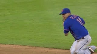 NYM@MIA: Tejada makes sliding stop, fires from knees