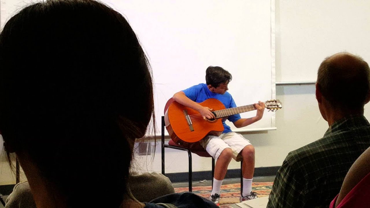 Robert at the American Guitar Society