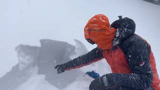 Full Unstable snowpack structure on Lincoln Ridge, Yuba Pass, CA Guide